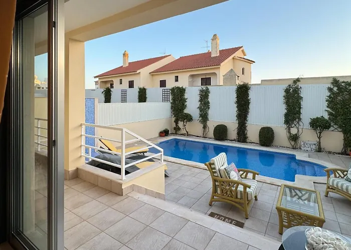 Ferienhaus Vivenda Mystic T3 A 500m Da *