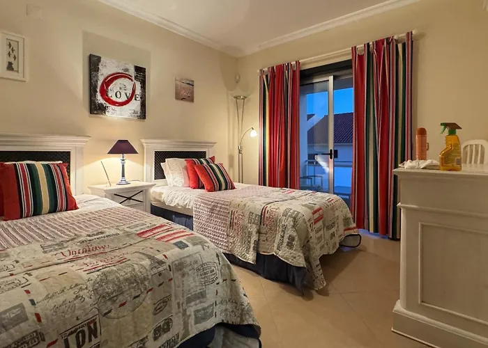 Ferienhaus Vivenda Mystic T3 A 500m Da *