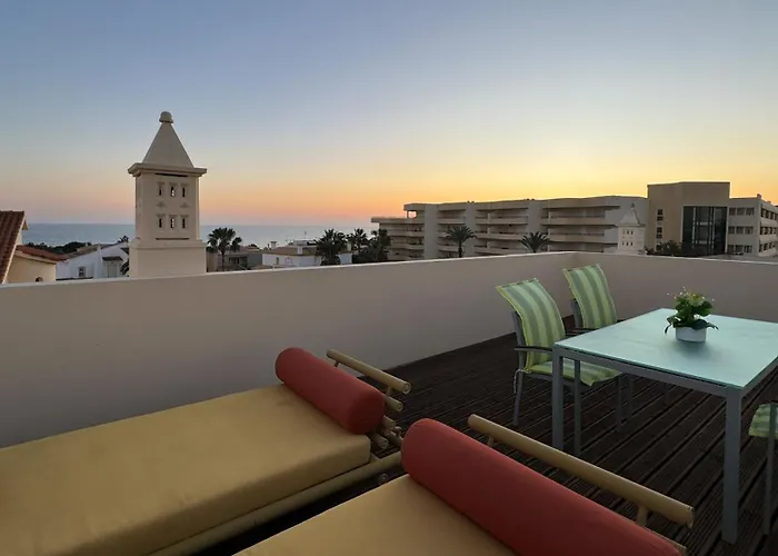 Ferienhaus Vivenda Mystic T3 A 500m Da