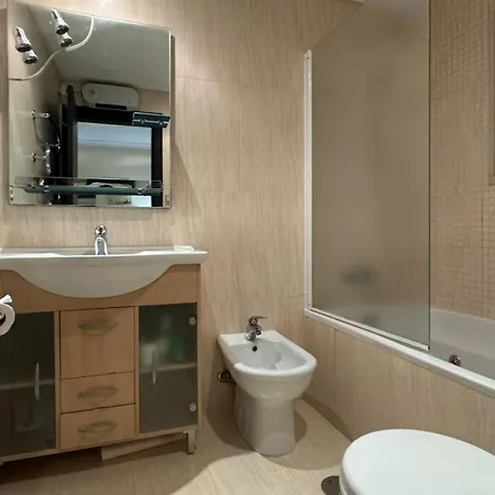 Ferienhaus Vivenda Mystic T3 A 500m Da